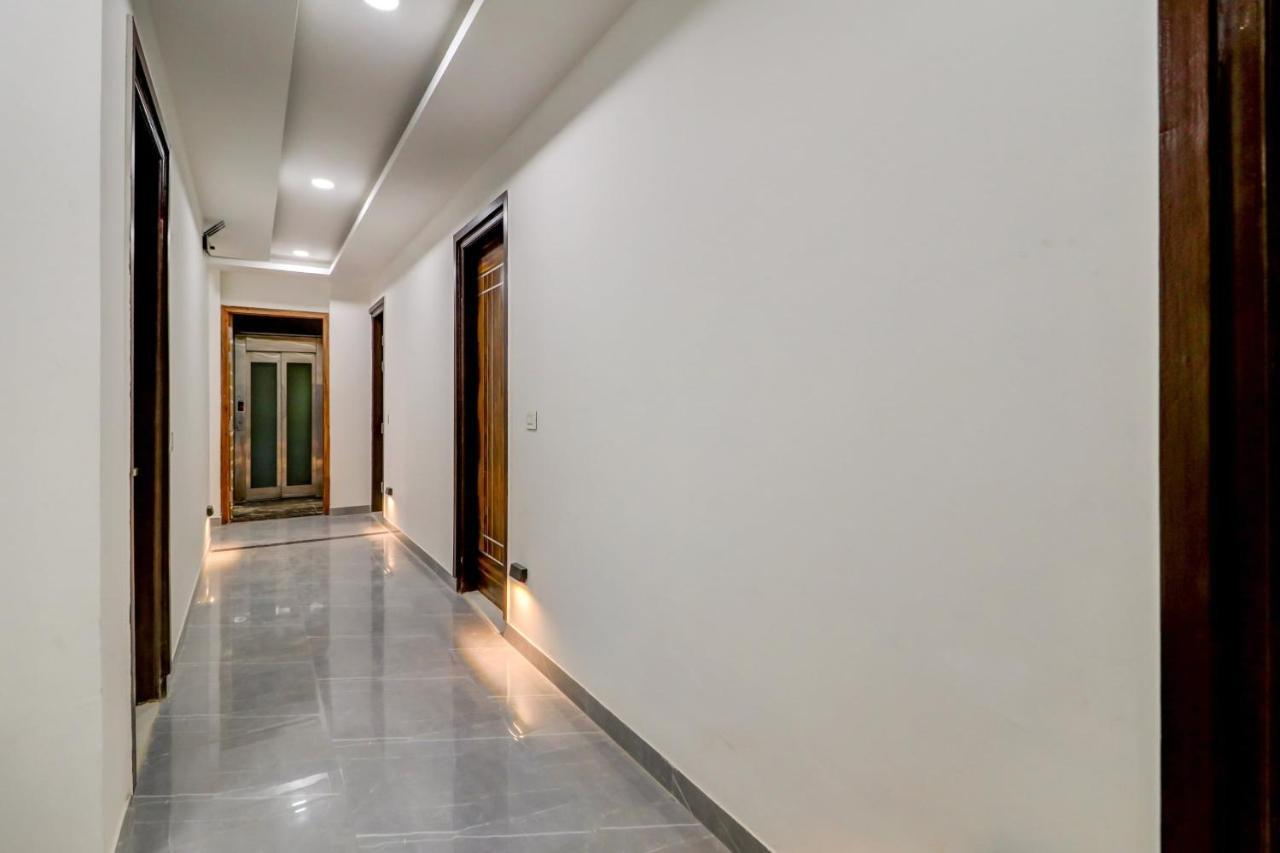 Oyo Flagship 80318 Hotel Sai Plaza Near Indira Gandhi International Airport New Delhi Exteriör bild